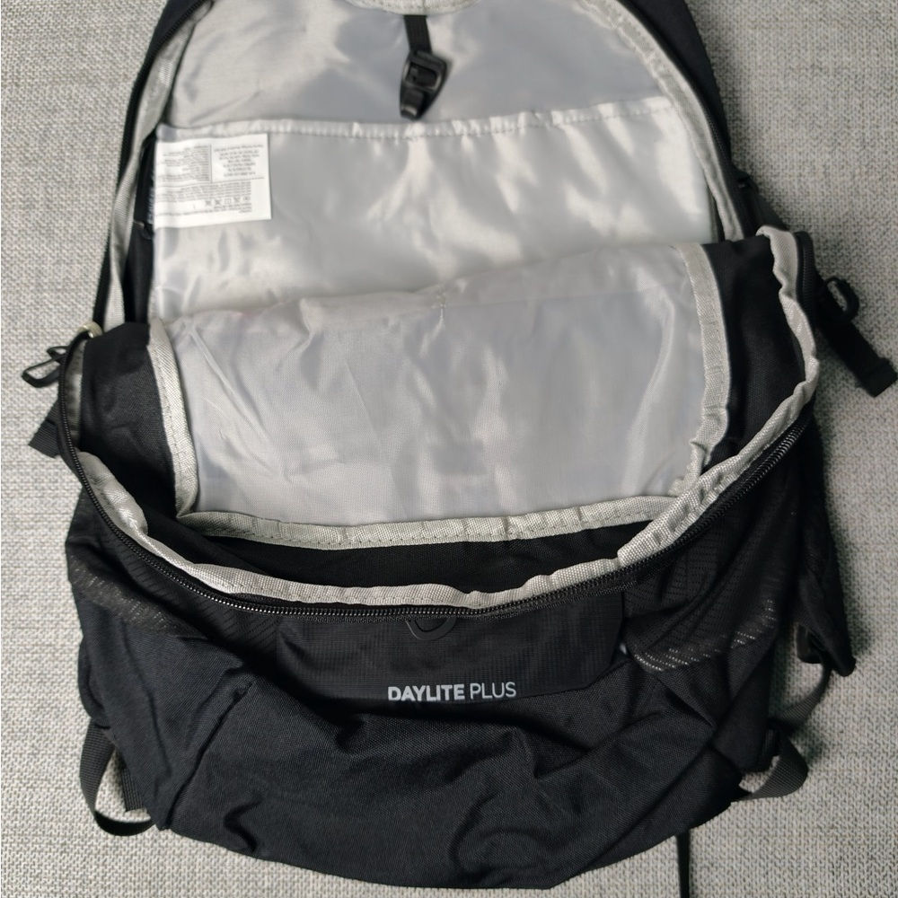 OSPREY Black Daylite Plus Men's Backpack - Picture 5 of 5